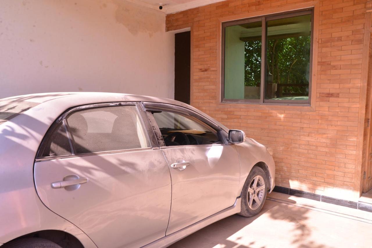 Redbury Guesthouse Islamabad Zewnętrze zdjęcie
