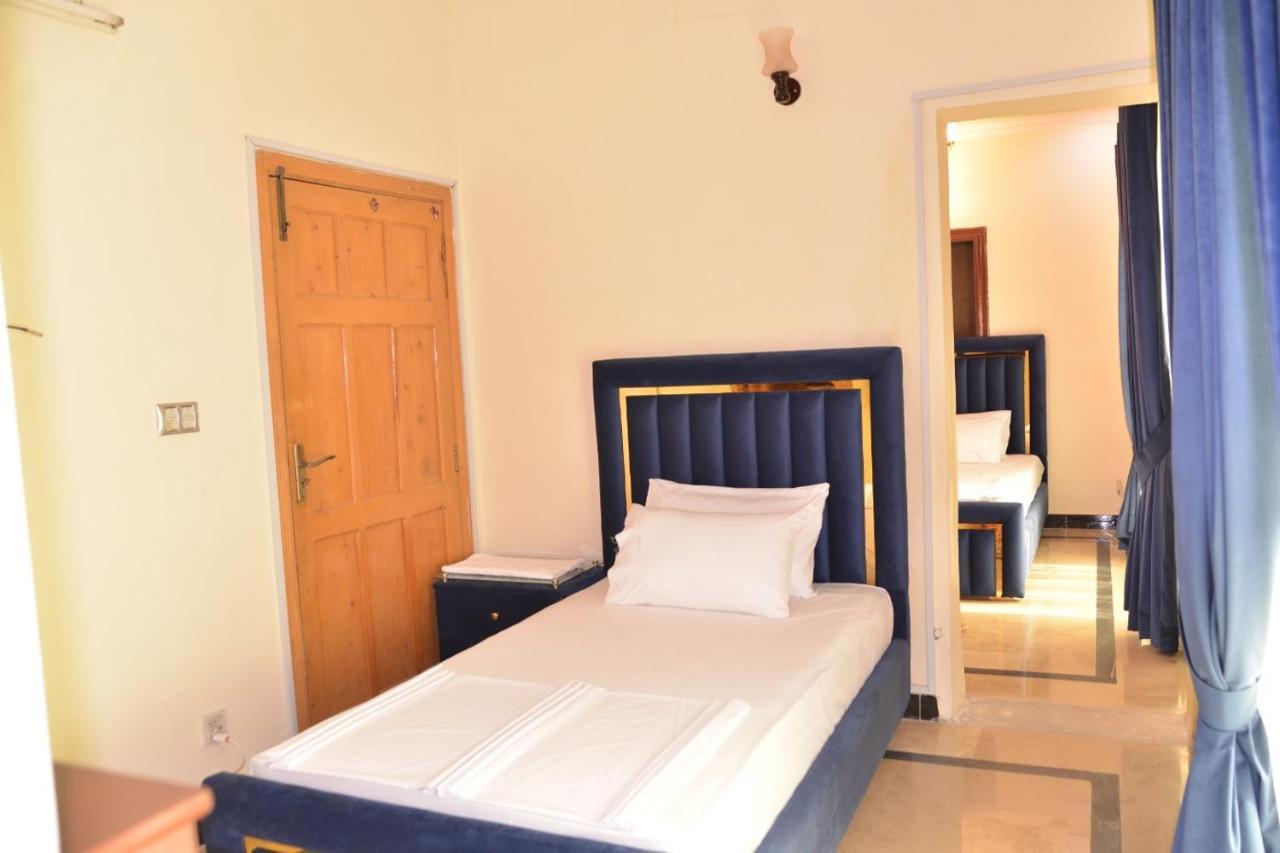 Redbury Guesthouse Islamabad Zewnętrze zdjęcie